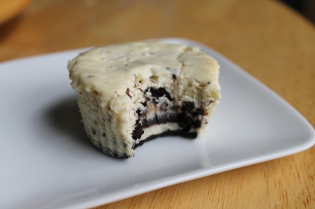 Mini Oreo Cheesecakes | South & Sundry